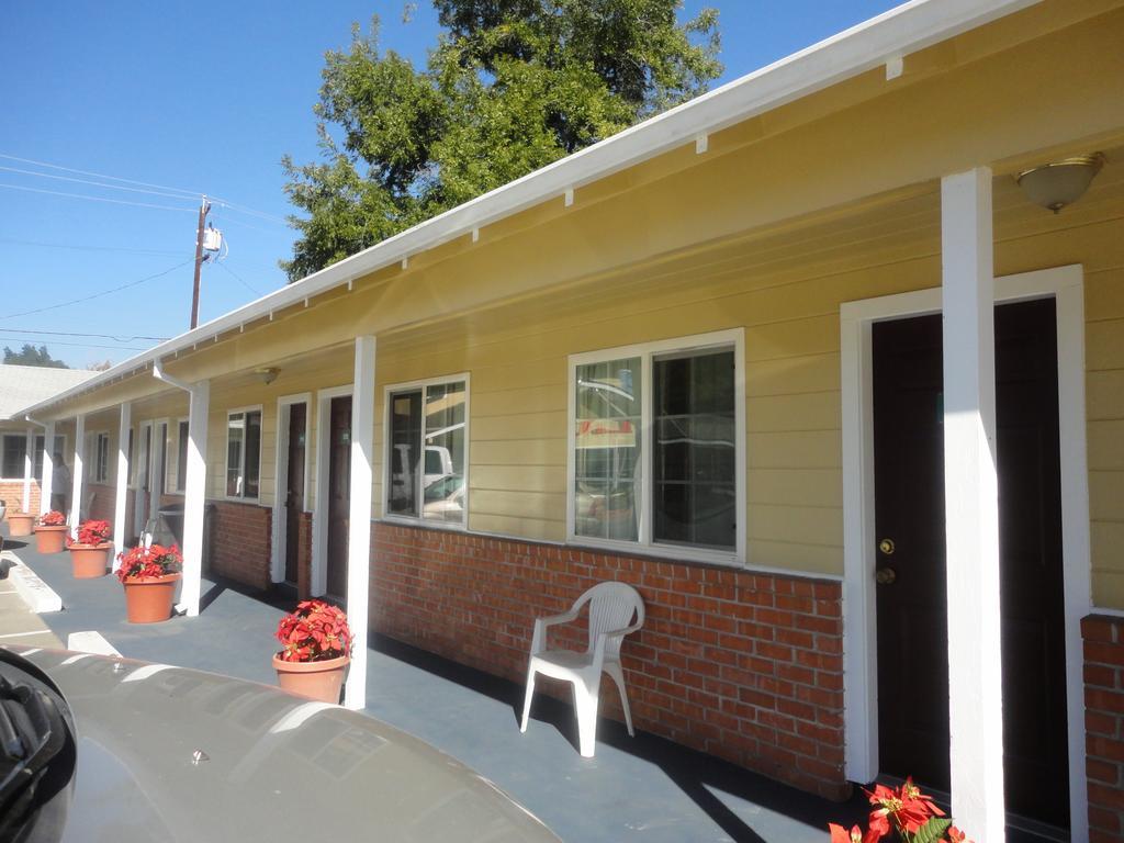 Colusa Motel エクステリア 写真